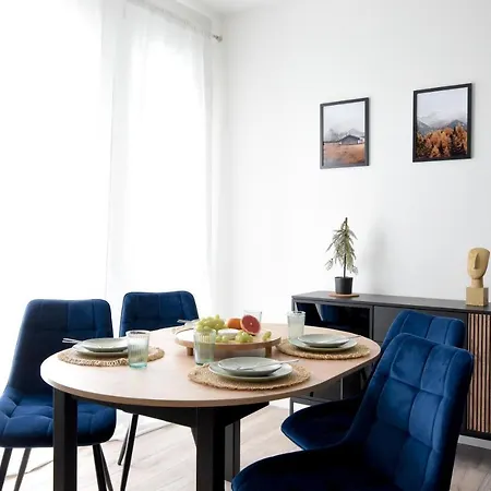 Magic & Bike شقة *